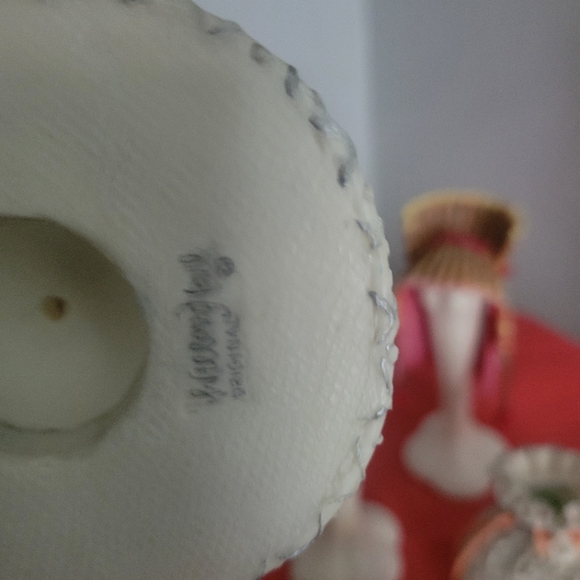 PEARLED VELVET VINTAGE WILLOW HALL AGE OF ELEGANCE 9 PIECES - Picture 8 of 16